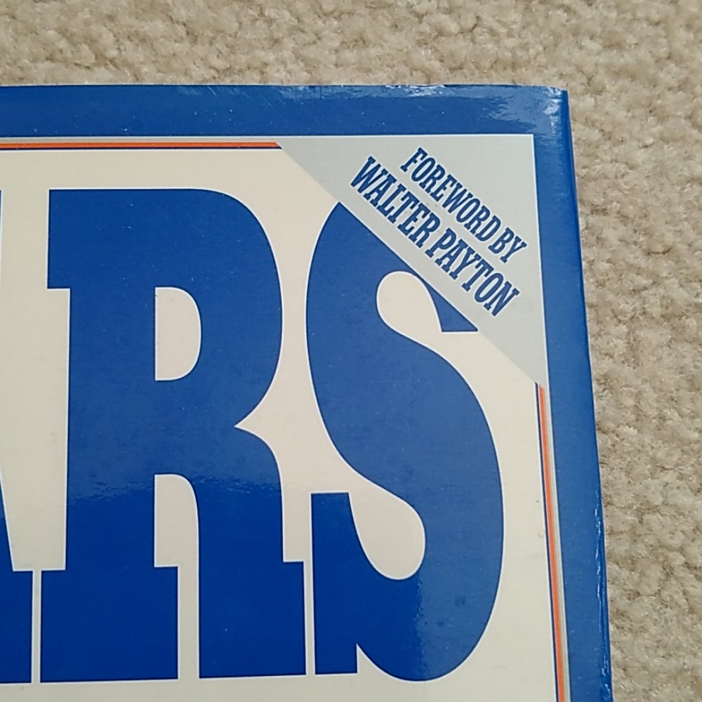 THE BEARS Football Book Hardcover - Picture 2 of 7